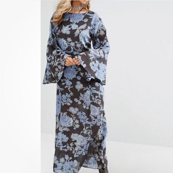 Free People Dresses & Skirts - Free People Floral Maxi Dress